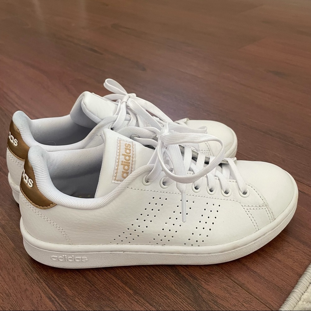 Adidas Sneakers